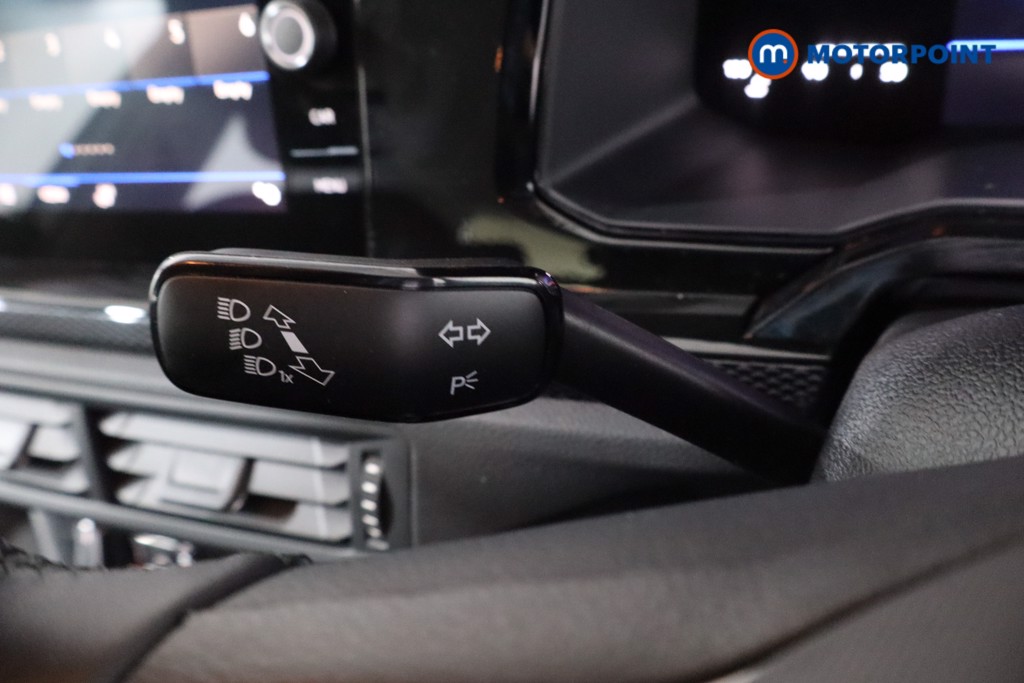 Volkswagen Polo Life Manual Petrol Hatchback - Stock Number (1615211) - 14th supplementary image