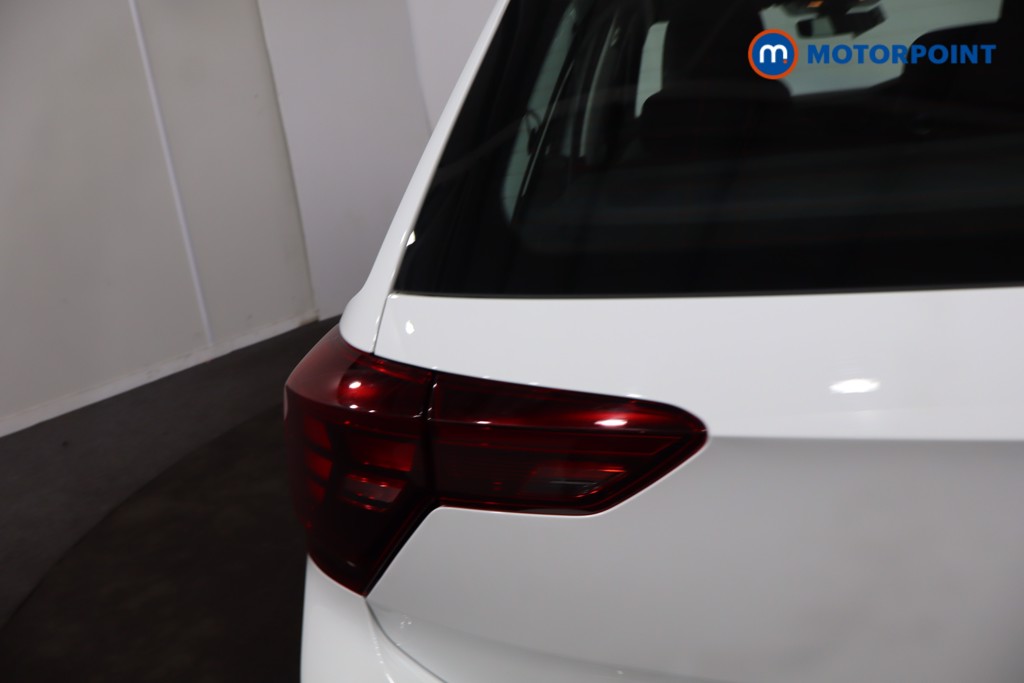 Volkswagen Polo Life Manual Petrol Hatchback - Stock Number (1615211) - 35th supplementary image