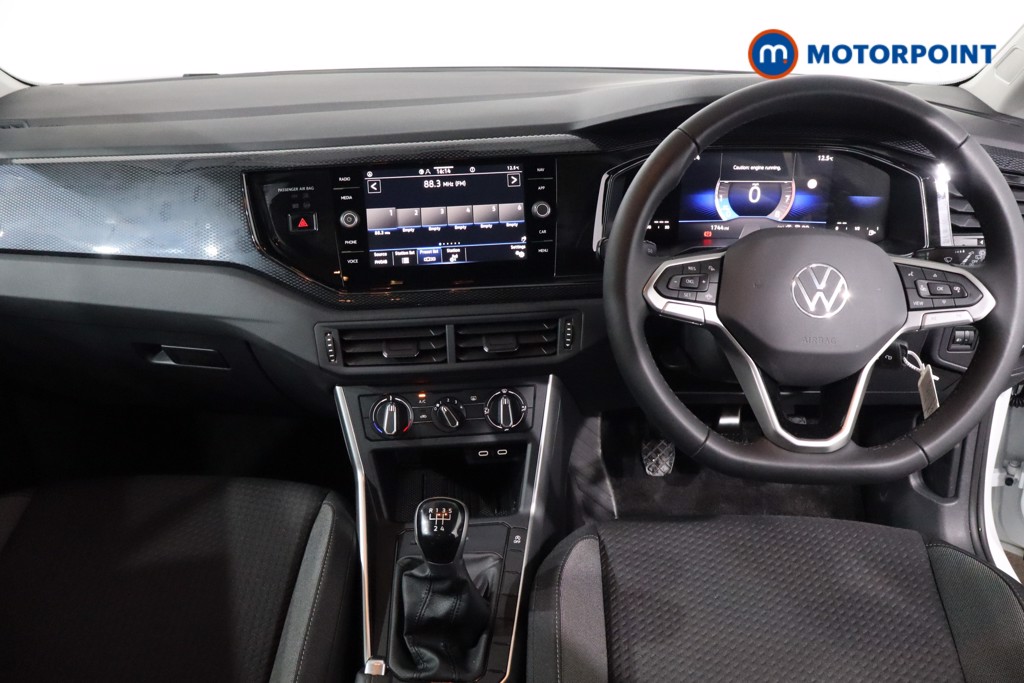 Volkswagen Polo Life Manual Petrol Hatchback - Stock Number (1615211) - 1st supplementary image
