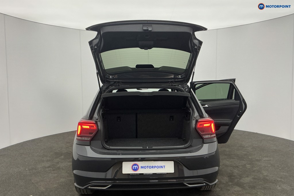 Volkswagen Polo R-Line Manual Petrol Hatchback - Stock Number (1615837) - 4th supplementary image