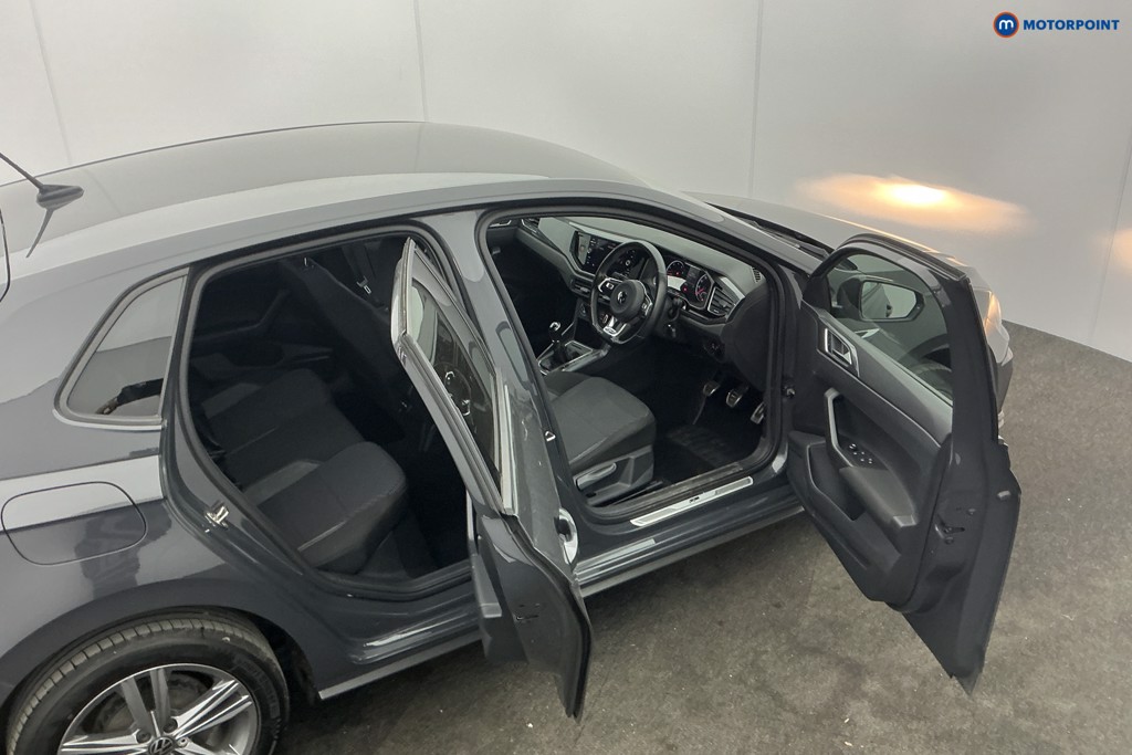 Volkswagen Polo R-Line Manual Petrol Hatchback - Stock Number (1615837) - 5th supplementary image
