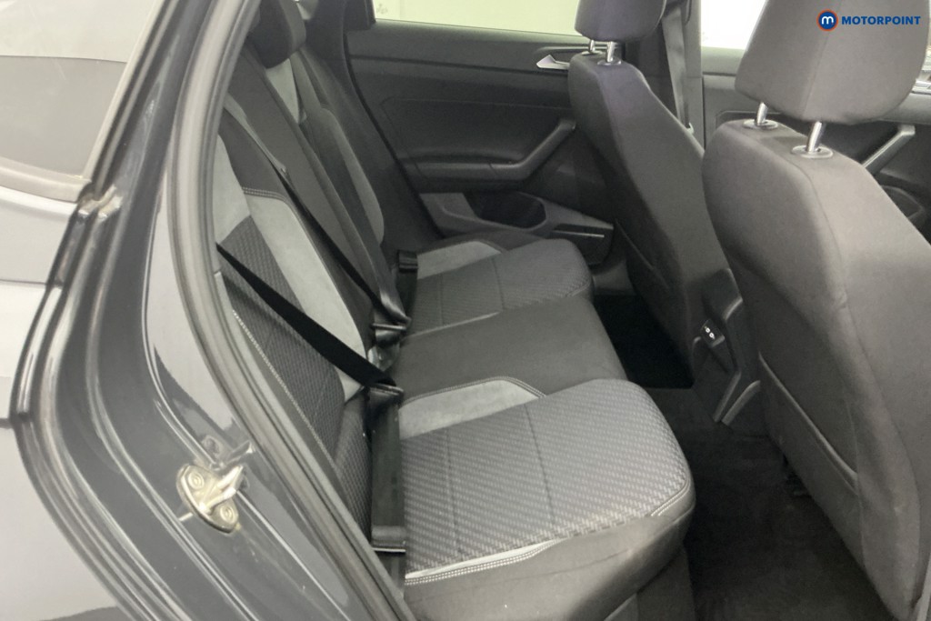 Volkswagen Polo R-Line Manual Petrol Hatchback - Stock Number (1615837) - 6th supplementary image