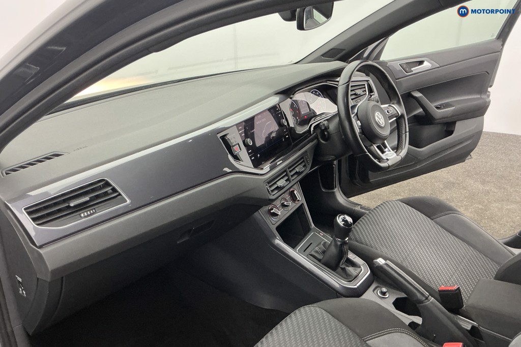 Volkswagen Polo R-Line Manual Petrol Hatchback - Stock Number (1615837) - 10th supplementary image