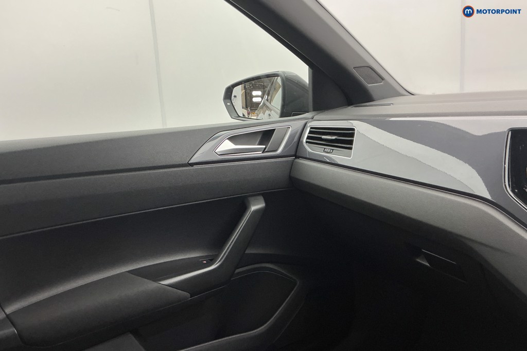 Volkswagen Polo R-Line Manual Petrol Hatchback - Stock Number (1615837) - 20th supplementary image
