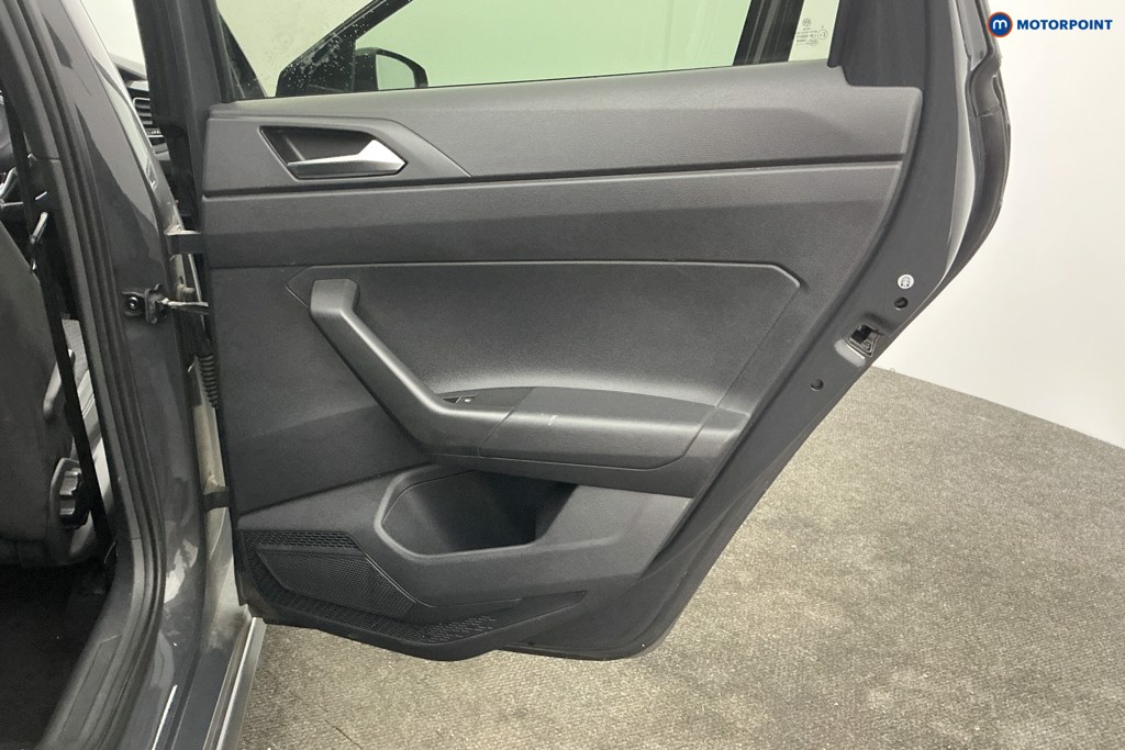Volkswagen Polo R-Line Manual Petrol Hatchback - Stock Number (1615837) - 27th supplementary image