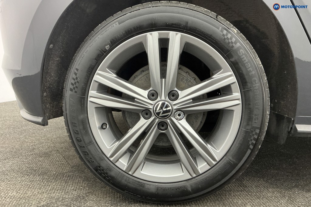 Volkswagen Polo R-Line Manual Petrol Hatchback - Stock Number (1615837) - 35th supplementary image