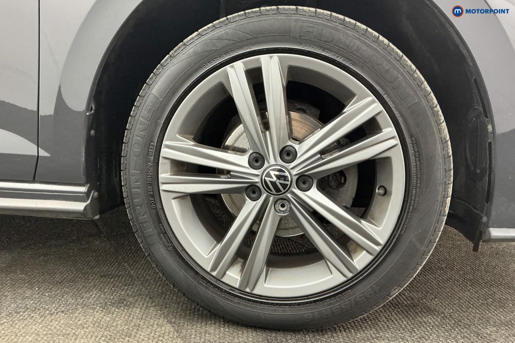 Volkswagen Polo R-Line Manual Petrol Hatchback - Stock Number (1615837) - 36th supplementary image