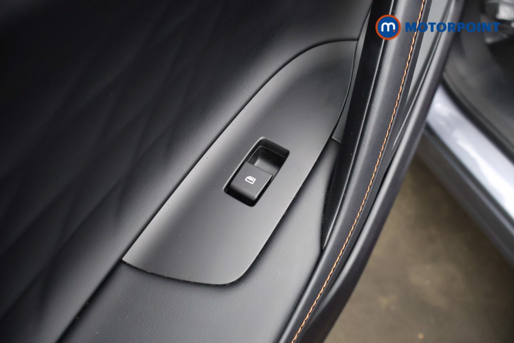 Mg Motor Uk HS SE Automatic Petrol-Electric Hybrid SUV - Stock Number (1616655) - 32nd supplementary image