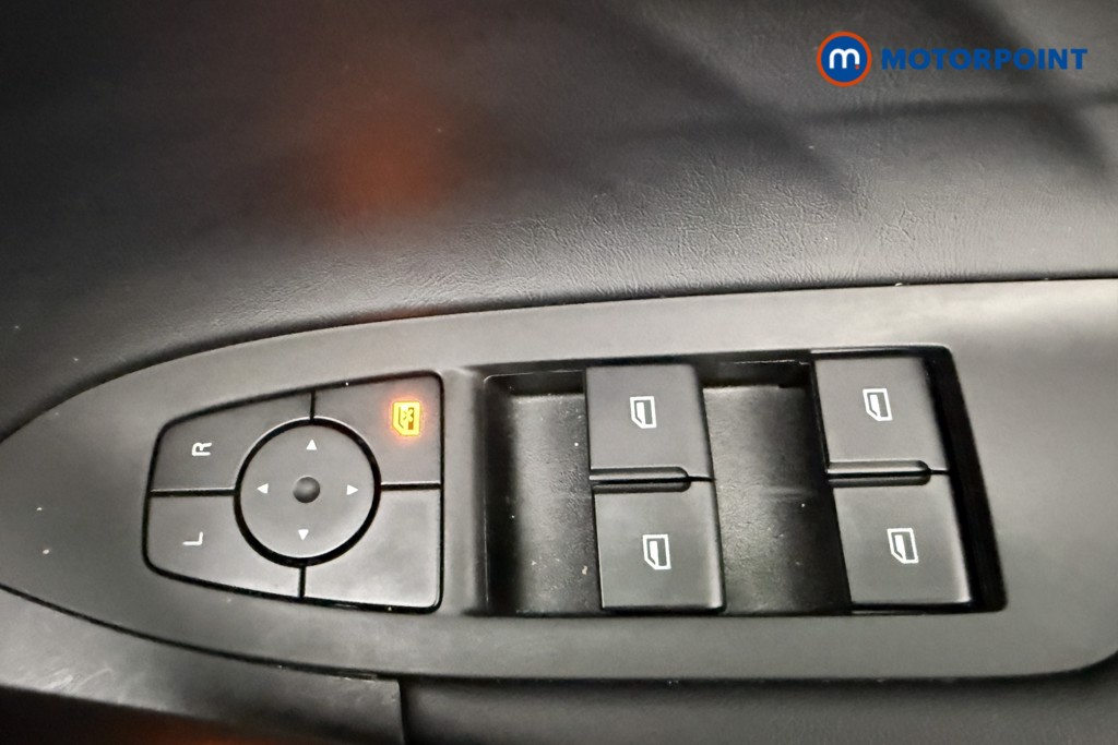 Mg Motor Uk HS SE Automatic Petrol-Electric Hybrid SUV - Stock Number (1616661) - 19th supplementary image