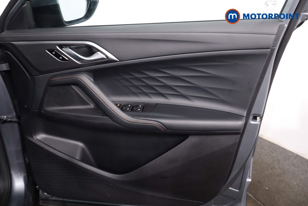 Mg Motor Uk HS SE Automatic Petrol-Electric Hybrid SUV - Stock Number (1616673) - 23rd supplementary image