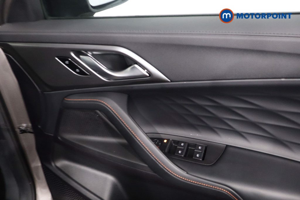 Mg Motor Uk HS SE Automatic Petrol-Electric Hybrid SUV - Stock Number (1616705) - 25th supplementary image