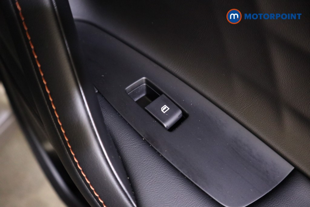 Mg Motor Uk HS SE Automatic Petrol-Electric Hybrid SUV - Stock Number (1616712) - 20th supplementary image