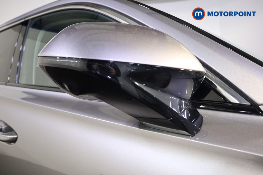 Mg Motor Uk HS SE Automatic Petrol-Electric Hybrid SUV - Stock Number (1616712) - 33rd supplementary image