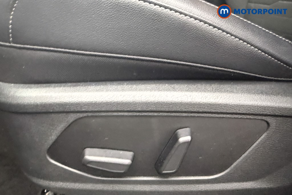 KIA Sportage 3 Automatic Petrol-Electric Hybrid SUV - Stock Number (1616732) - 13th supplementary image