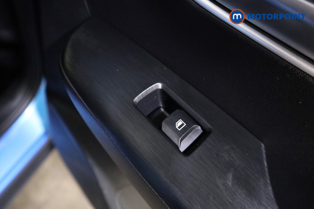 Mg Motor Uk ZS Trophy Automatic Petrol-Electric Hybrid SUV - Stock Number (1616824) - 21st supplementary image