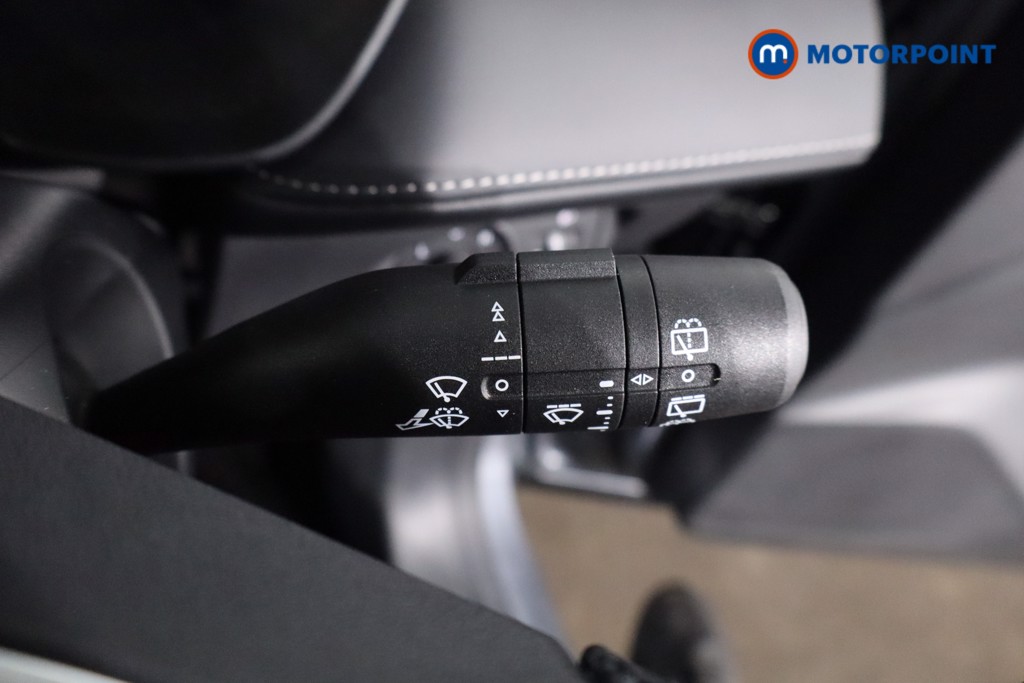 Mg Motor Uk ZS Trophy Automatic Petrol-Electric Hybrid SUV - Stock Number (1616843) - 14th supplementary image