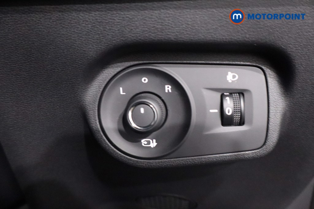 Mg Motor Uk ZS Trophy Automatic Petrol-Electric Hybrid SUV - Stock Number (1616843) - 16th supplementary image