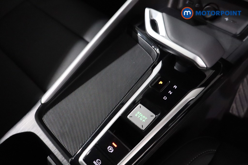 Mg Motor Uk ZS Trophy Automatic Petrol-Electric Hybrid SUV - Stock Number (1616843) - 17th supplementary image