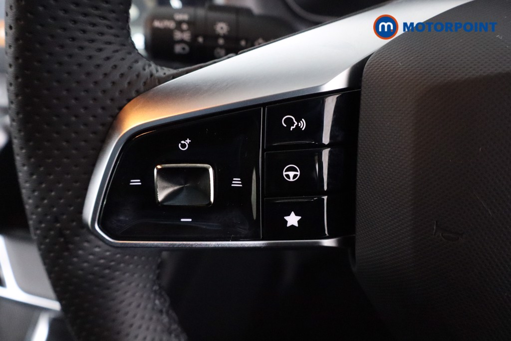 Mg Motor Uk ZS Trophy Automatic Petrol-Electric Hybrid SUV - Stock Number (1616846) - 7th supplementary image