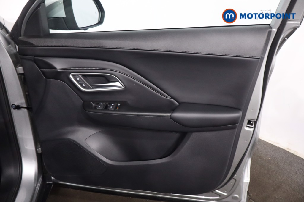 Mg Motor Uk ZS Trophy Automatic Petrol-Electric Hybrid SUV - Stock Number (1616846) - 24th supplementary image