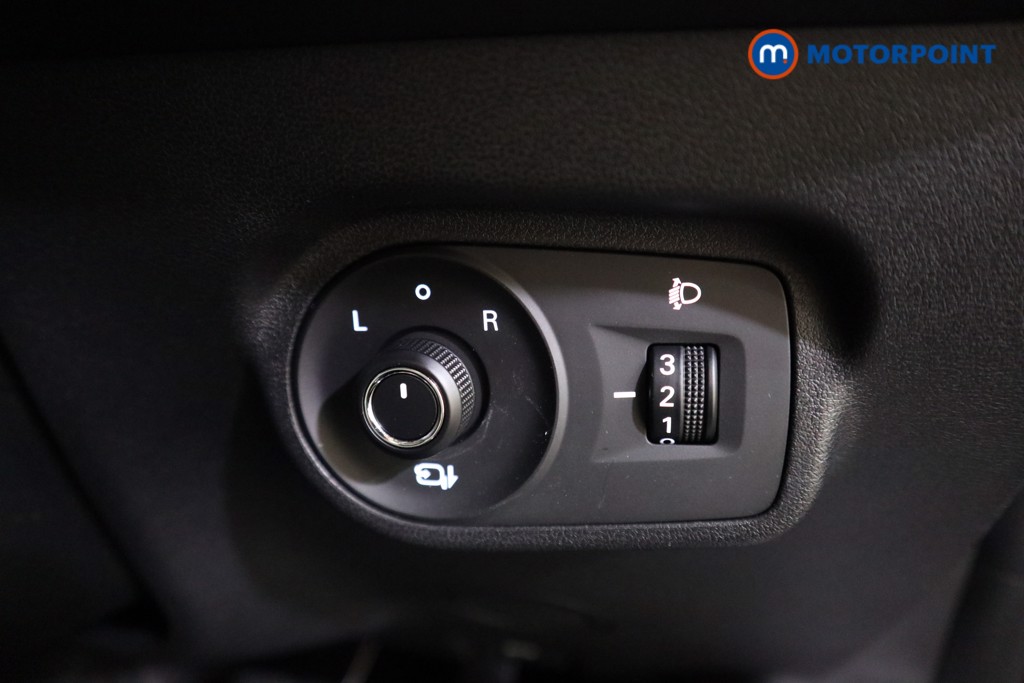 Mg Motor Uk ZS Trophy Automatic Petrol-Electric Hybrid SUV - Stock Number (1616868) - 11th supplementary image