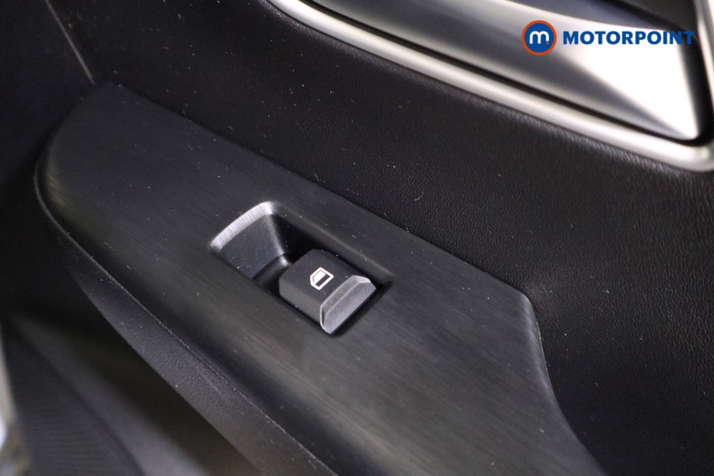 Mg Motor Uk ZS Trophy Automatic Petrol-Electric Hybrid SUV - Stock Number (1616868) - 19th supplementary image