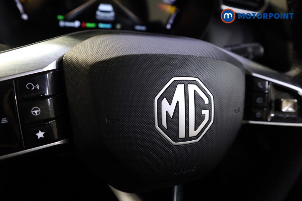 Mg Motor Uk ZS Trophy Automatic Petrol-Electric Hybrid SUV - Stock Number (1616898) - 5th supplementary image