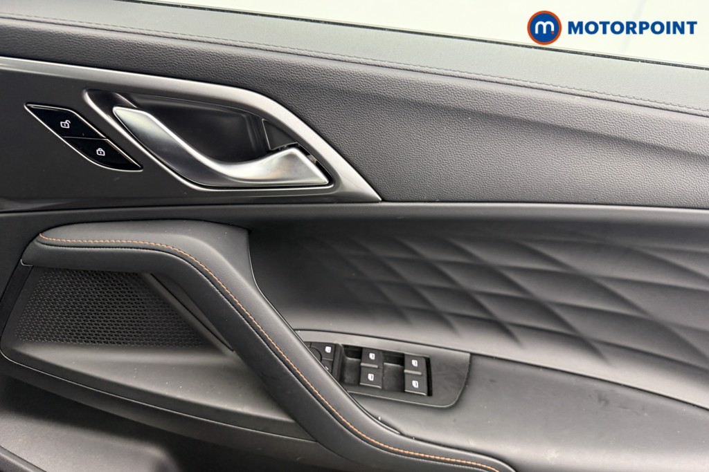 Mg Motor Uk HS Trophy Automatic Petrol-Electric Hybrid SUV - Stock Number (1616900) - 8th supplementary image