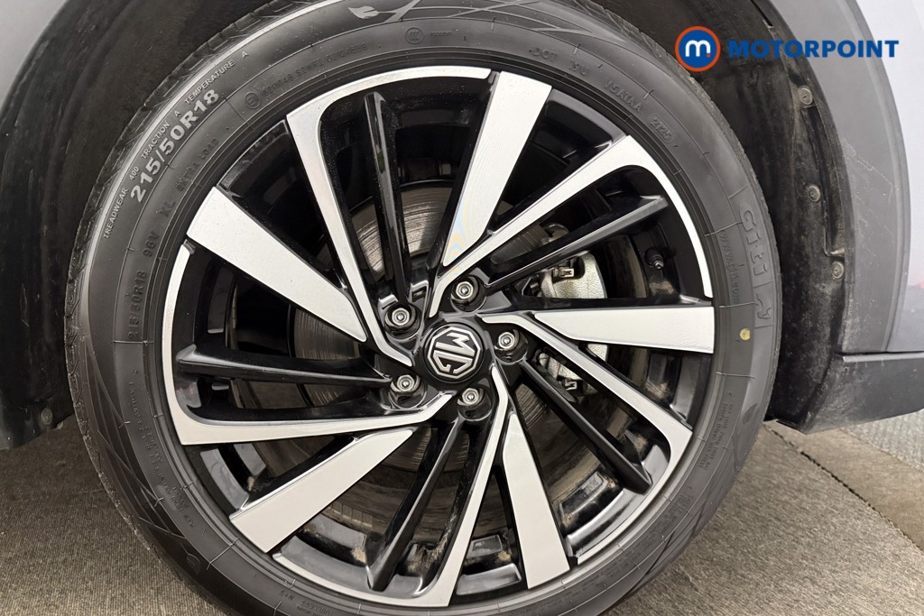 Mg Motor Uk ZS Trophy Automatic Petrol-Electric Hybrid SUV - Stock Number (1616915) - 11th supplementary image