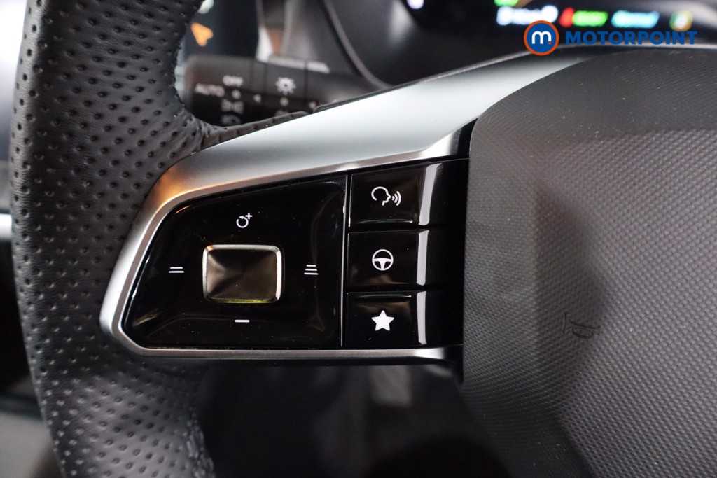 Mg Motor Uk ZS Trophy Automatic Petrol-Electric Hybrid SUV - Stock Number (1617052) - 7th supplementary image