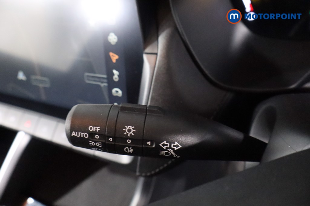 Mg Motor Uk ZS Trophy Automatic Petrol-Electric Hybrid SUV - Stock Number (1617052) - 14th supplementary image