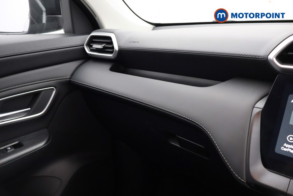 Mg Motor Uk ZS Trophy Automatic Petrol-Electric Hybrid SUV - Stock Number (1617557) - 7th supplementary image