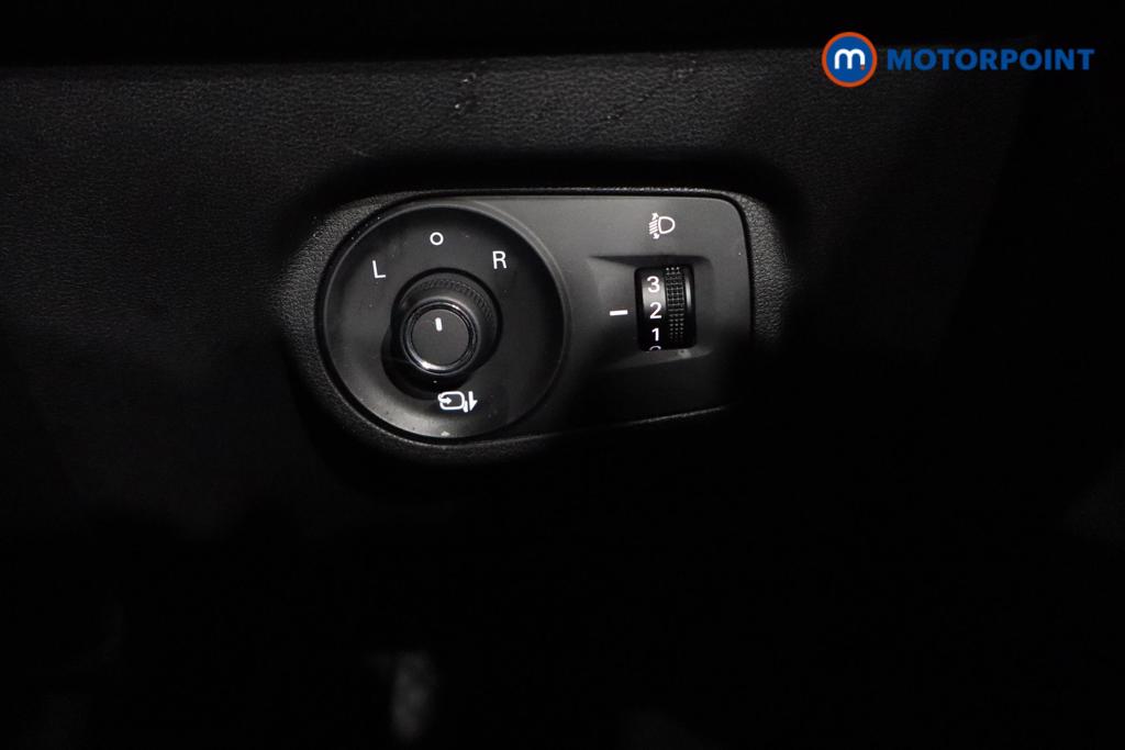 Mg Motor Uk ZS Trophy Automatic Petrol-Electric Hybrid SUV - Stock Number (1617582) - 12th supplementary image