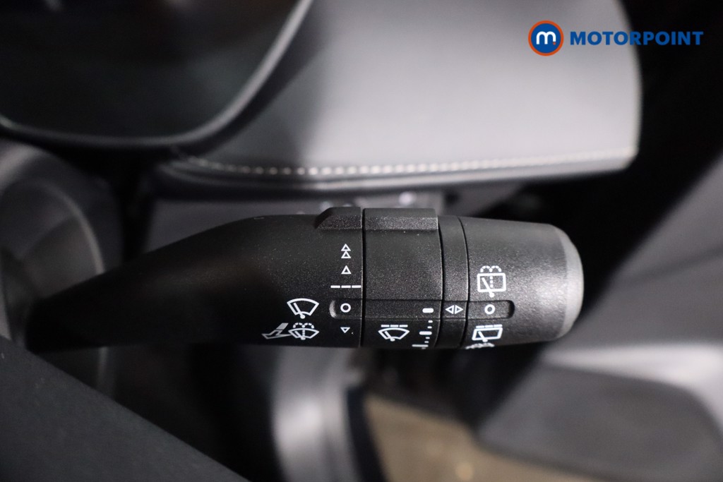 Mg Motor Uk ZS Trophy Automatic Petrol-Electric Hybrid SUV - Stock Number (1617680) - 15th supplementary image