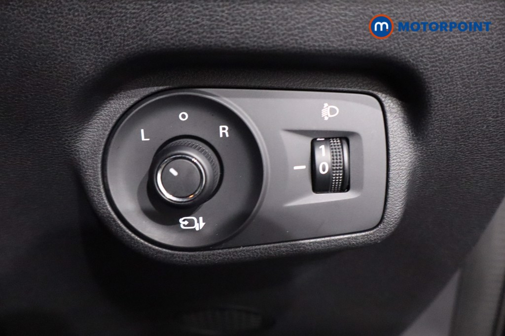 Mg Motor Uk ZS Trophy Automatic Petrol-Electric Hybrid SUV - Stock Number (1617680) - 17th supplementary image