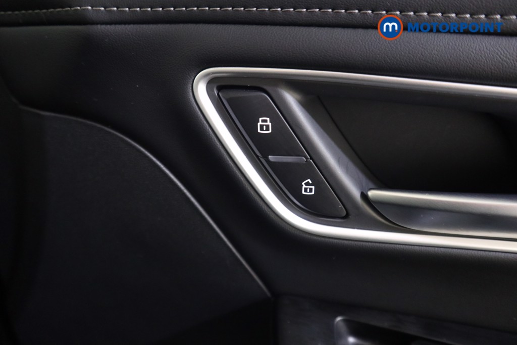 Mg Motor Uk ZS Trophy Automatic Petrol-Electric Hybrid SUV - Stock Number (1617694) - 13th supplementary image