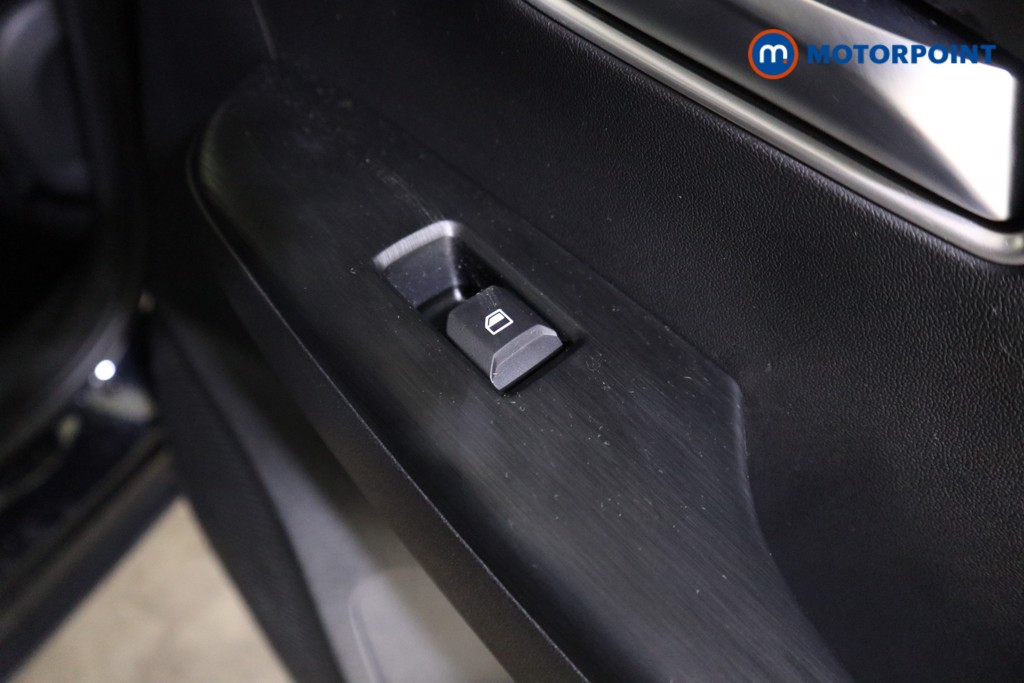 Mg Motor Uk ZS Trophy Automatic Petrol-Electric Hybrid SUV - Stock Number (1617694) - 20th supplementary image