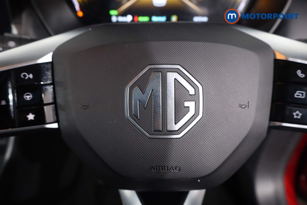 Mg Motor Uk ZS Trophy Automatic Petrol-Electric Hybrid SUV - Stock Number (1617735) - 13th supplementary image