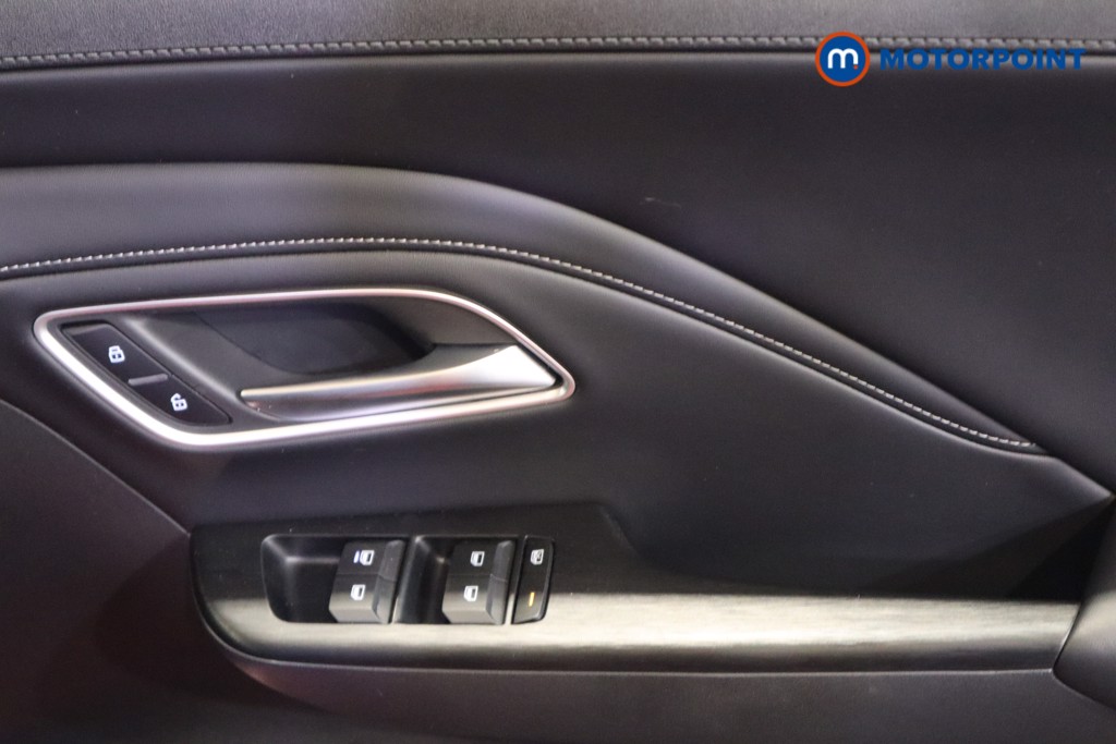 Mg Motor Uk ZS Trophy Automatic Petrol-Electric Hybrid SUV - Stock Number (1617740) - 14th supplementary image