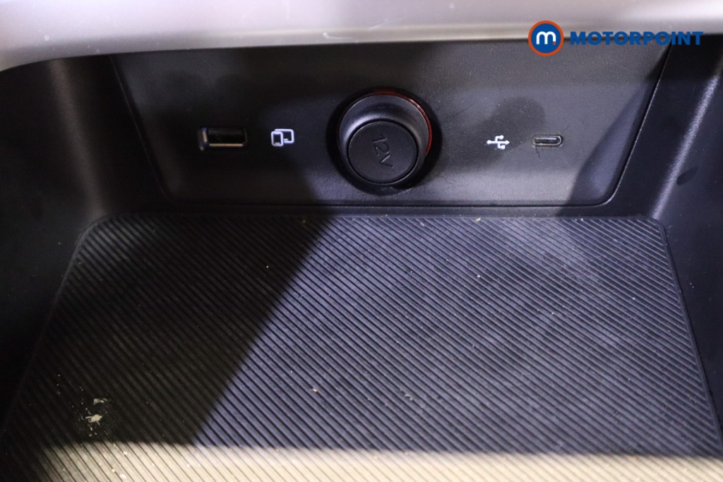 Mg Motor Uk ZS Trophy Automatic Petrol-Electric Hybrid SUV - Stock Number (1617740) - 21st supplementary image