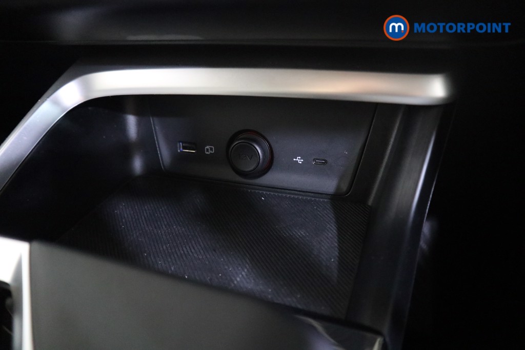 Mg Motor Uk ZS Trophy Automatic Petrol-Electric Hybrid SUV - Stock Number (1617750) - 8th supplementary image