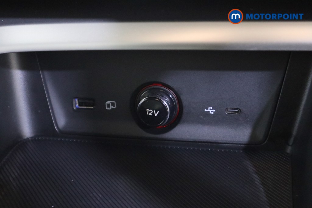 Mg Motor Uk ZS Trophy Automatic Petrol-Electric Hybrid SUV - Stock Number (1617805) - 7th supplementary image