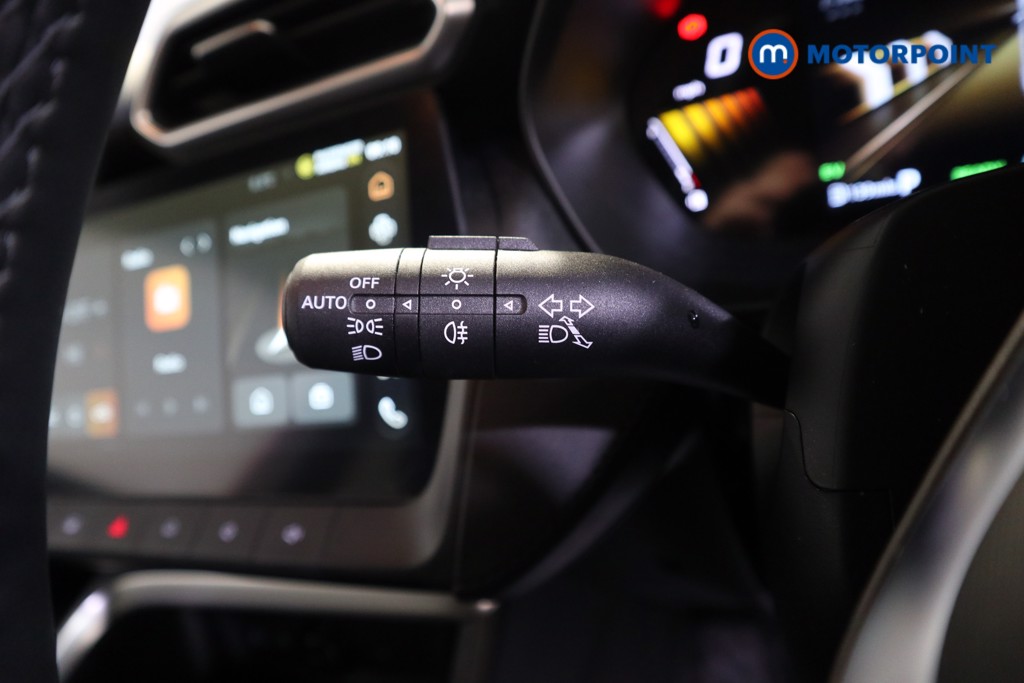 Mg Motor Uk ZS Trophy Automatic Petrol-Electric Hybrid SUV - Stock Number (1617805) - 11th supplementary image