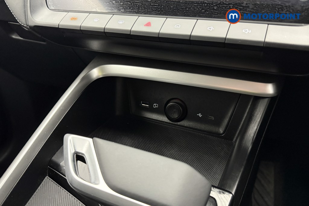 Mg Motor Uk ZS Trophy Automatic Petrol-Electric Hybrid SUV - Stock Number (1617840) - 14th supplementary image