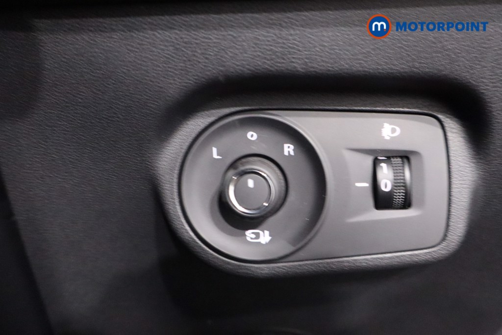 Mg Motor Uk ZS Trophy Automatic Petrol-Electric Hybrid SUV - Stock Number (1617859) - 17th supplementary image