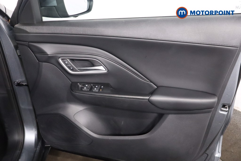 Mg Motor Uk ZS Trophy Automatic Petrol-Electric Hybrid SUV - Stock Number (1617859) - 24th supplementary image