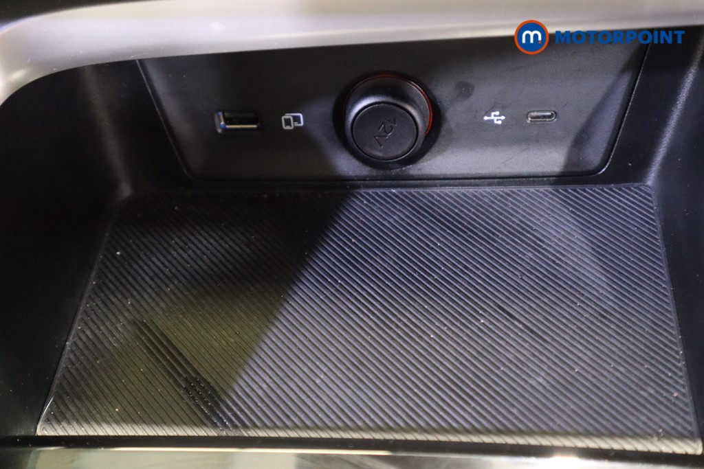 Mg Motor Uk ZS Trophy Automatic Petrol-Electric Hybrid SUV - Stock Number (1617929) - 20th supplementary image