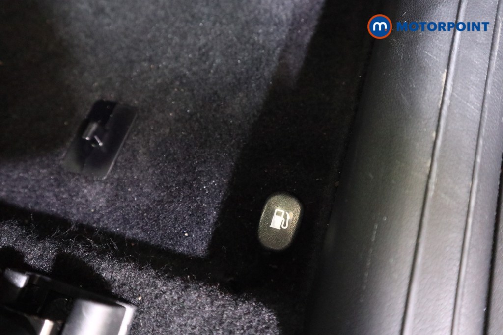 Hyundai Kona Ultimate Automatic Petrol-Electric Hybrid SUV - Stock Number (1618128) - 16th supplementary image