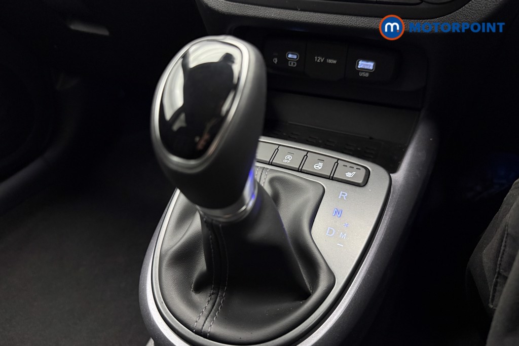 Hyundai I10 Premium Automatic Petrol Hatchback - Stock Number (1618130) - 16th supplementary image