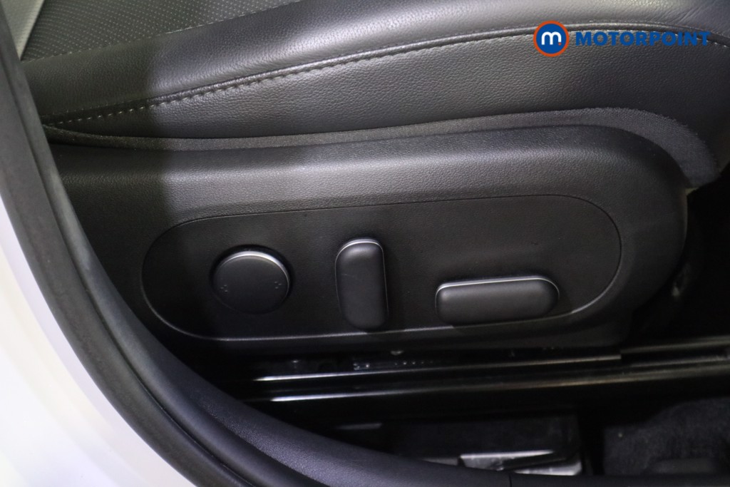 Hyundai Kona Ultimate Automatic Petrol-Electric Hybrid SUV - Stock Number (1618170) - 16th supplementary image